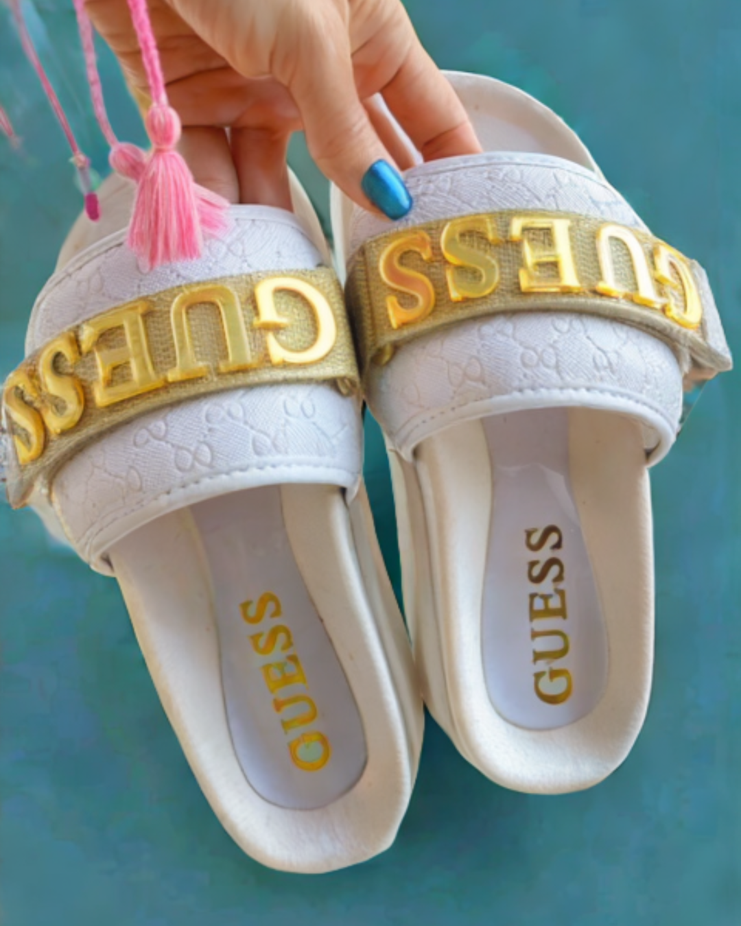 SANDALIA GUESS BLANCO