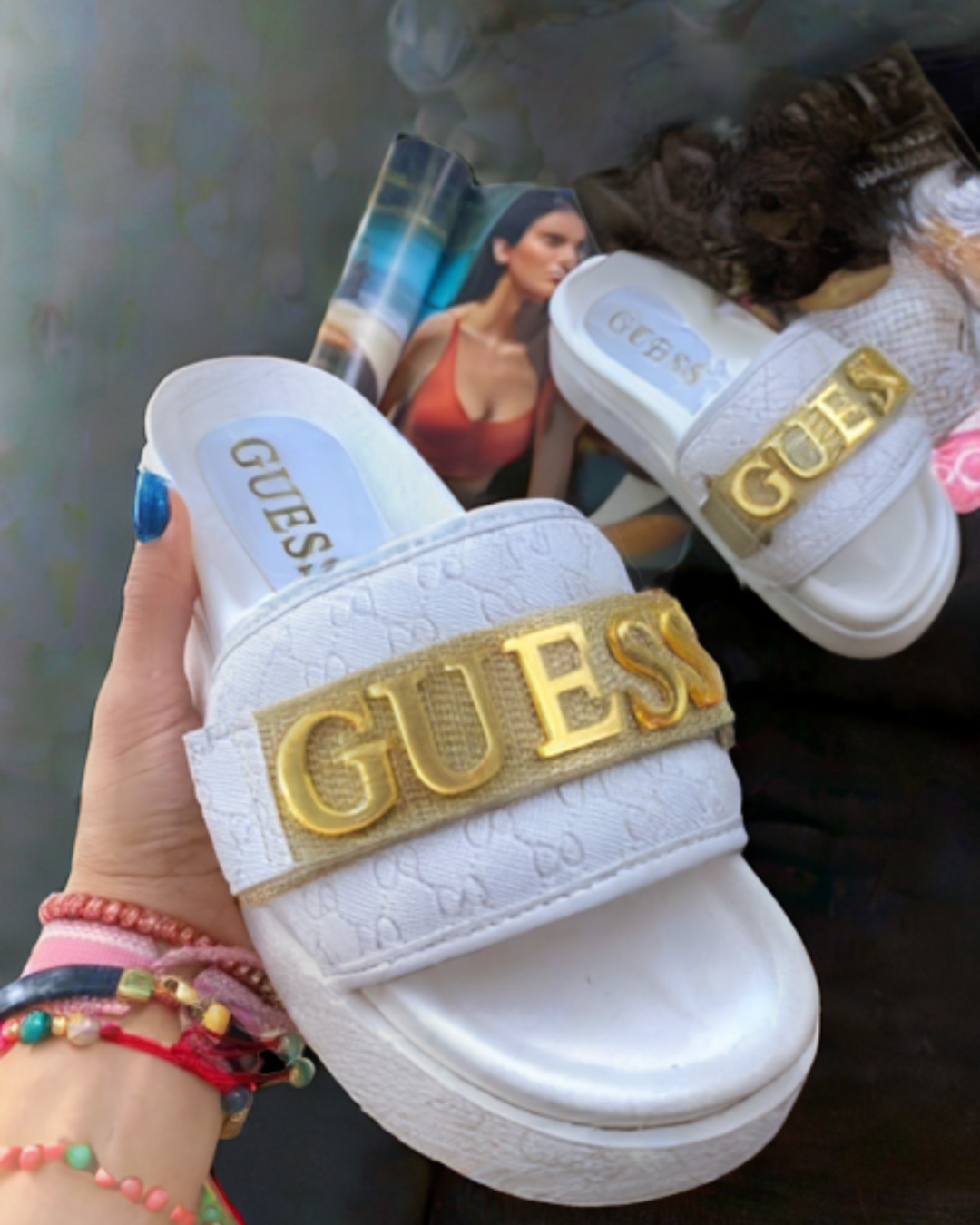 SANDALIA GUESS BLANCO